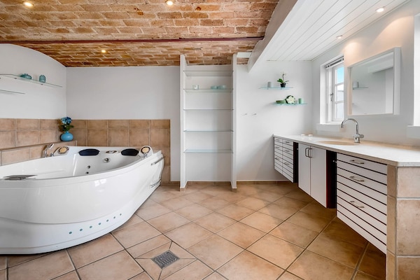 Foto van Vakantiehuis voor 22 gasten - Vakantiehuis in Ulfborg - Indoor