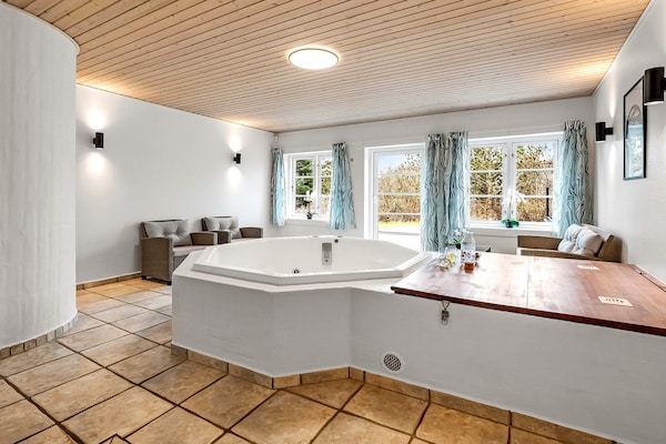 Foto van Vakantiehuis voor 22 gasten - Vakantiehuis in Ulfborg - Indoor