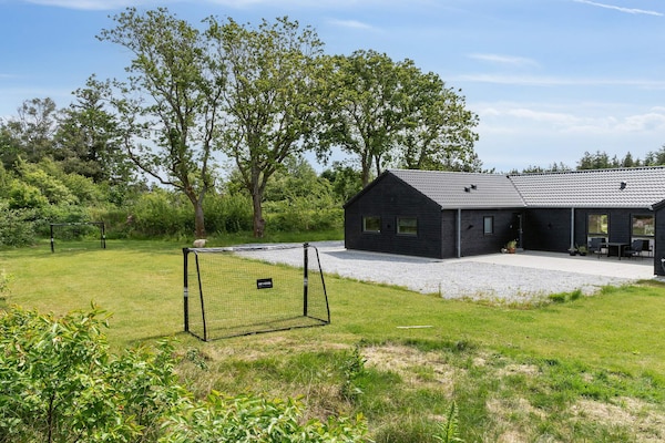 Foto van Ruim toevluchtsoord voor 20 -- By Traum Ferienwohnungen - Outdoor