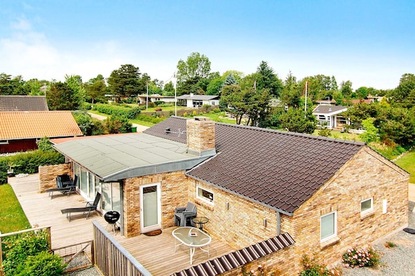 Foto van Vakantiehuis aan zee met sauna - Vakantiehuis in Sydals - Outdoor