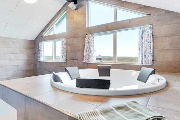 Foto van Ruim vakantiehuis vlakbij het strand - Vakantiehuis in Sydals - Spa