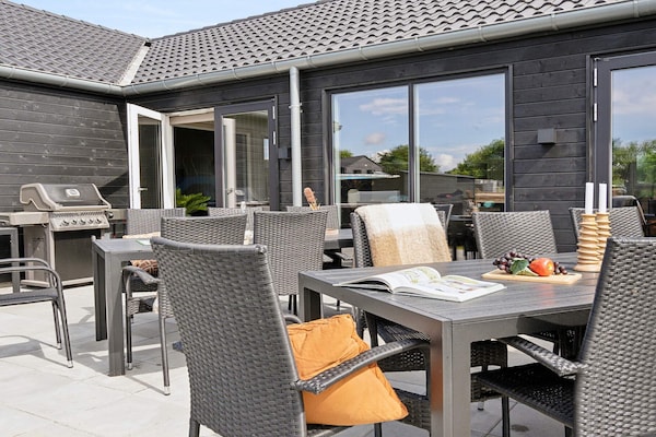 Foto van Ruim vakantiehuis vlakbij het strand - Vakantiehuis in Sydals - Outdoor