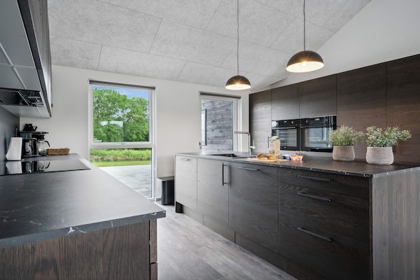 Foto van Ruim vakantiehuis vlakbij het strand - Vakantiehuis in Sydals - Indoor