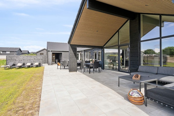 Foto van Ruim vakantiehuis vlakbij het strand - Vakantiehuis in Sydals - Outdoor