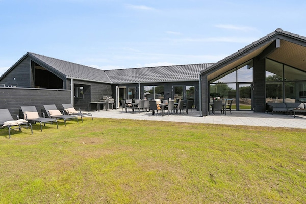 Foto van Ruim vakantiehuis vlakbij het strand - Vakantiehuis in Sydals - Outdoor