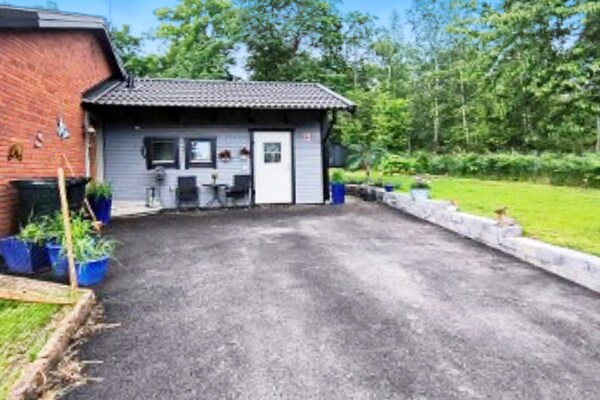 Foto van 6 persoons vakantie huis in HÄLLEKIS - Vakantiehuis in HÄLLEKIS - Outdoor