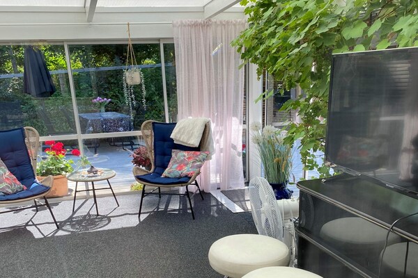Foto van 6 persoons vakantie huis in HÄLLEKIS - Vakantiehuis in HÄLLEKIS - Outdoor