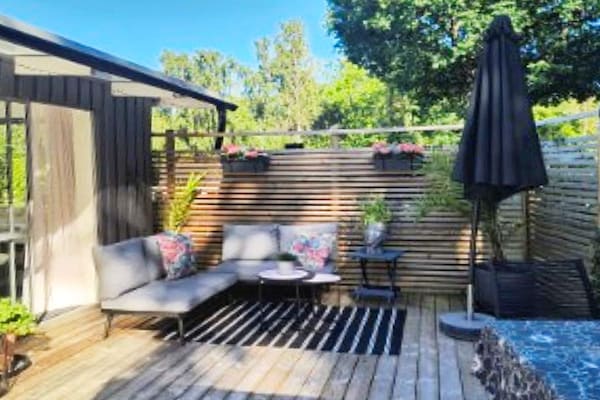 Foto van 6 persoons vakantie huis in HÄLLEKIS - Vakantiehuis in HÄLLEKIS - Outdoor