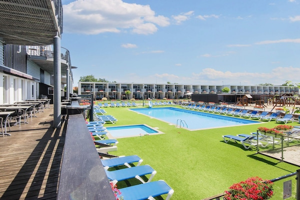 Foto van 6 persoons vakantiehuis Glesborg - Vakantiehuis in Glesborg - Pool