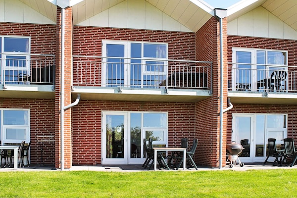Foto van Moderne kusttoevlucht -- By Traum Ferienwohnungen - Vakantiehuis in Højer - Outdoor