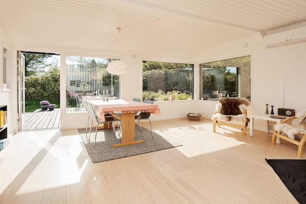 Foto van Sfeervol strandhuis -- By Traum Ferienwohnungen - Vakantiehuis in Vejby - Indoor