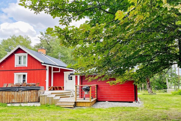 Foto van 4 sterren vakantie huis in BRO - Vakantiehuis in BRO - Outdoor