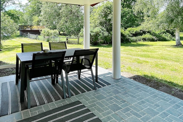 Foto van Boerderij bij meren en kust - Vakantiehuis in HÖGSBY - Outdoor
