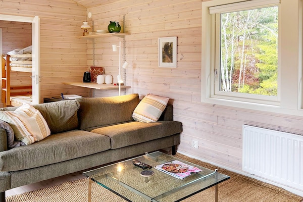 Foto van Charmant eilandhuis met gastenverblijf - Vakantiehuis in VäTö - Indoor