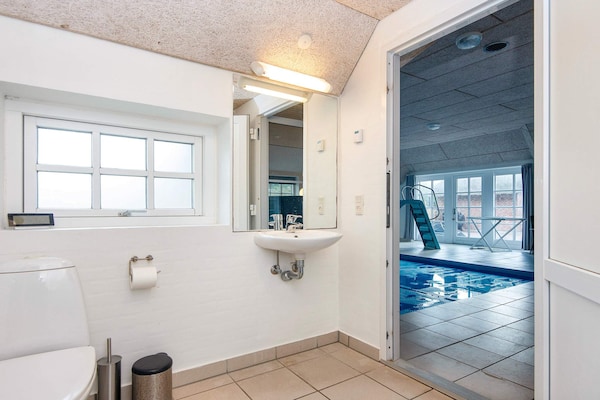Foto van Luxe retraite aan zee -- By Traum Ferienwohnungen - Vakantiehuis in Ulfborg - Indoor