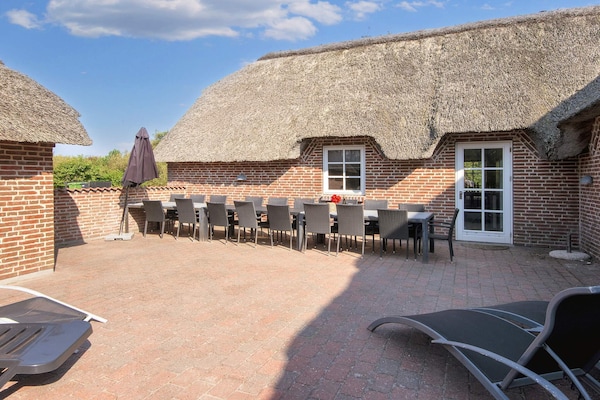 Foto van Luxe retraite aan zee -- By Traum Ferienwohnungen - Vakantiehuis in Ulfborg - View