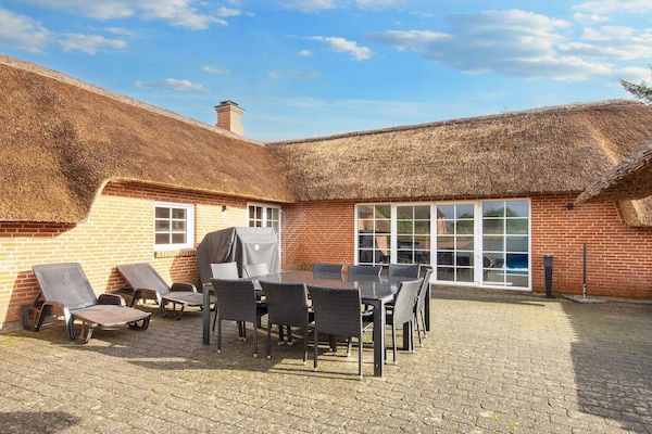 Foto van Luxe retraite met zwembad -- By Traum Ferienwohnungen - Outdoor
