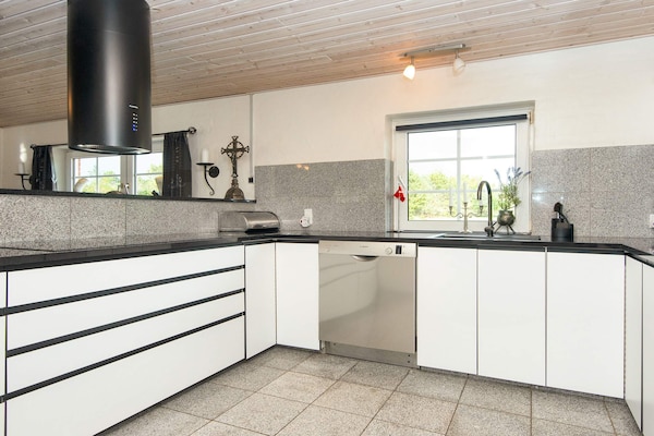 Foto van Luxe retraite met zwembad -- By Traum Ferienwohnungen - Indoor