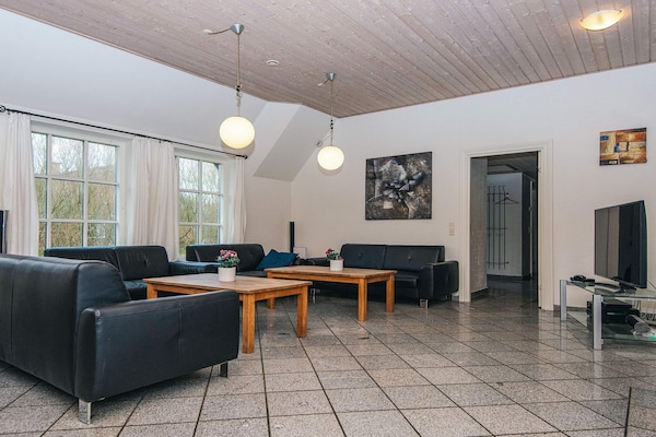 Foto van Luxe retraite met zwembad -- By Traum Ferienwohnungen - Indoor