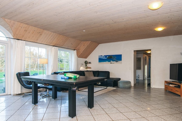 Foto van Luxe vakantieverblijf met zwembad - Vakantiehuis in Ulfborg - Indoor