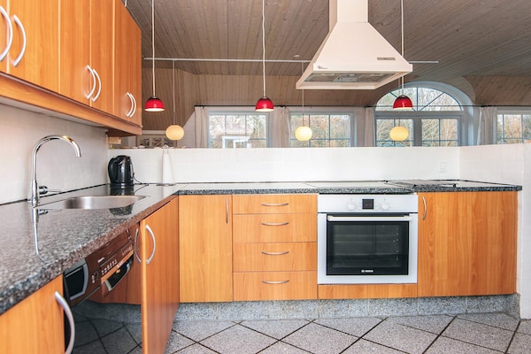 Foto van Luxe vakantieverblijf met zwembad - Vakantiehuis in Ulfborg - Indoor