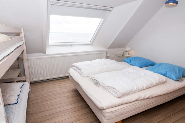 Foto van Plezier voor het hele gezin met Fjord View - Vakantiehuis in Thyholm - Indoor