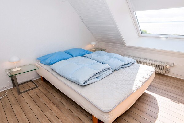 Foto van Plezier voor het hele gezin met Fjord View - Vakantiehuis in Thyholm - Indoor