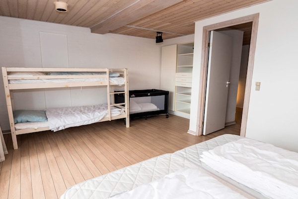 Foto van Plezier voor het hele gezin met Fjord View - Vakantiehuis in Thyholm - Indoor