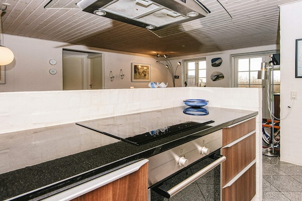 Foto van Luxe spa-retraite voor tien personen - Vakantiehuis in Ulfborg - Indoor