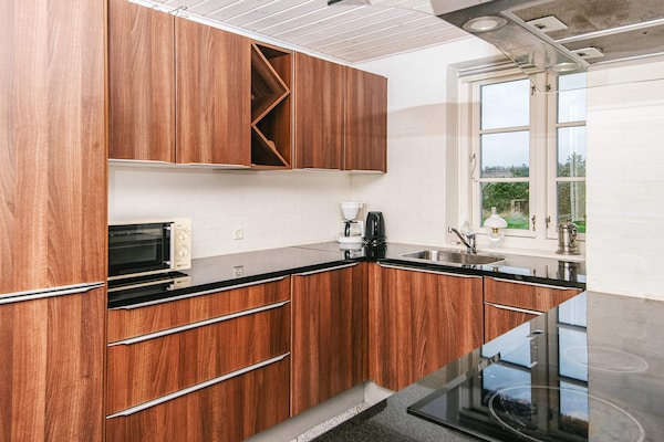 Foto van Luxe spa-retraite voor tien personen - Vakantiehuis in Ulfborg - Indoor