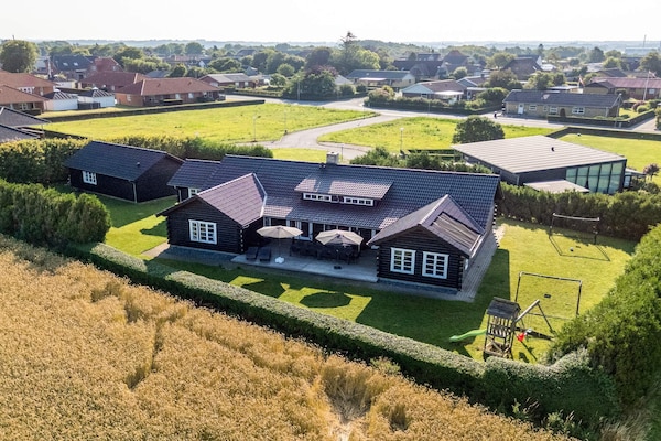 Foto van Lodge met uitzicht op de Limfjord - Vakantiehuis in Spøttrup - Outdoor