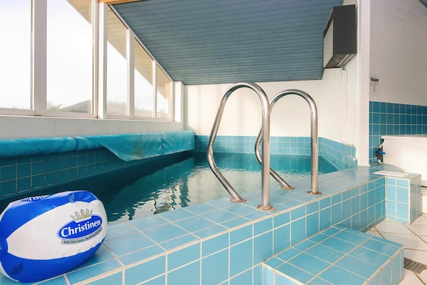 Foto van Gezellig poolhuis bij zee -- By Traum Ferienwohnungen - Pool