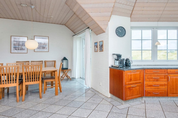 Foto van Luxe strandverblijf -- By Traum Ferienwohnungen - Vakantiehuis in Harboøre - Indoor