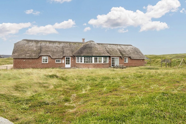 Foto van Luxe strandverblijf -- By Traum Ferienwohnungen - Vakantiehuis in Harboøre - View