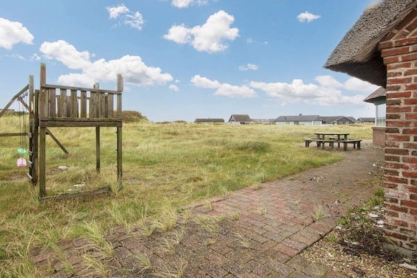 Foto van Luxe strandverblijf -- By Traum Ferienwohnungen - Vakantiehuis in Harboøre - View