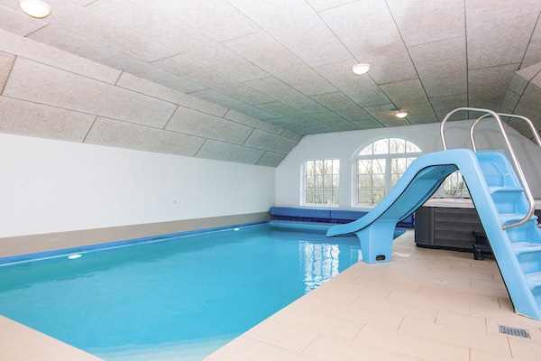 Foto van Luxe vakantieverblijf aan zee - Vakantiehuis in Ulfborg - Pool