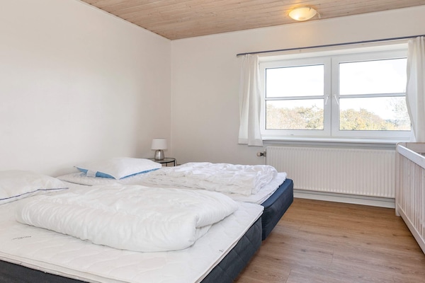 Foto van 26 persoons vakantie huis in Thyholm - Vakantiehuis in Thyholm - Indoor