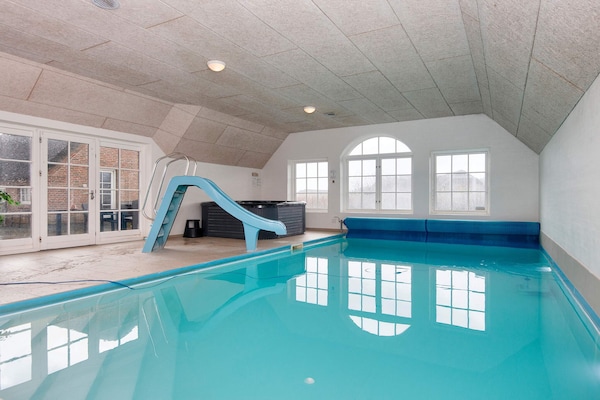 Foto van Luxe vakantieverblijf aan zee - Vakantiehuis in Ulfborg - Pool