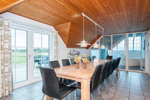 Foto van Luxe zwembadhuis bij zee -- By Traum Ferienwohnungen - Indoor