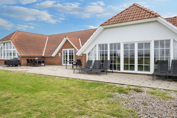 Foto van Luxe zwembadhuis bij zee -- By Traum Ferienwohnungen - View