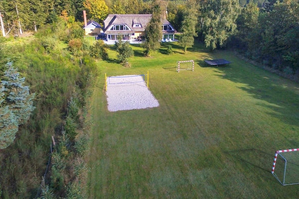 Foto van Luxe bos retraite -- By Traum Ferienwohnungen - Vakantiehuis in Karup J - Indoor