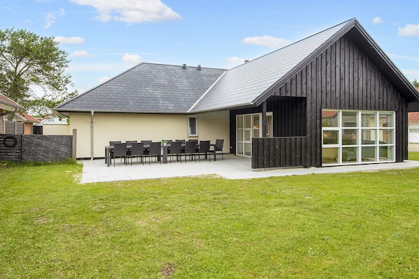 Foto van Vakantiehuis in een vakantiecentrum - Vakantiehuis in Blåvand - Outdoor