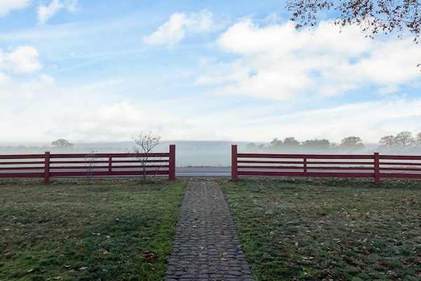 Foto van 4 Personen vakantie huis in Hagby - Vakantiehuis in Hagby - Outdoor