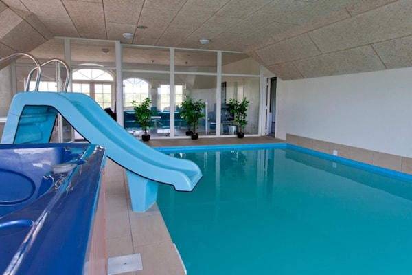 Foto van Luxe zwembadhuis aan zee - Vakantiehuis in Ulfborg - Pool