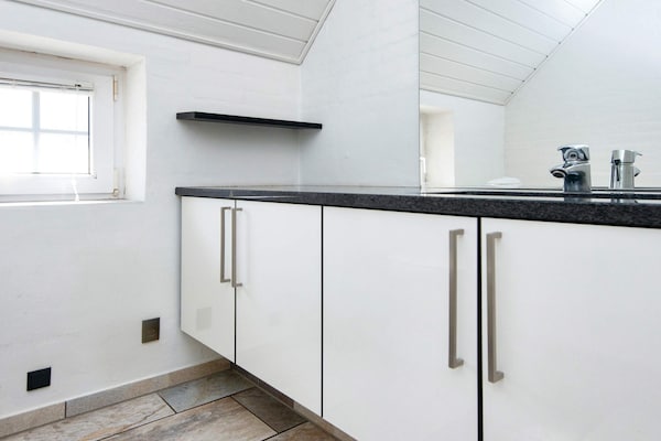 Foto van Luxe rietgedekte retraite -- By Traum Ferienwohnungen - Indoor