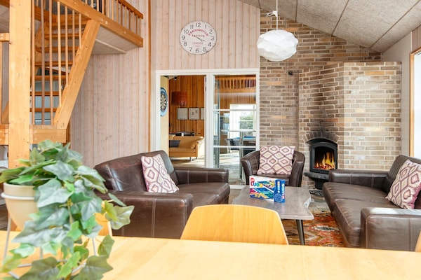 Foto van Luxe retraite bij fjord -- By Traum Ferienwohnungen - Indoor