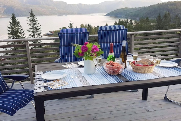 Foto van 4 sterren vakantie huis in Naustbukta - Vakantiehuis in Naustbukta - WaterView