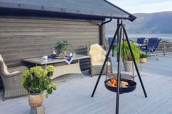 Foto van 4 sterren vakantie huis in Naustbukta - Vakantiehuis in Naustbukta - Outdoor