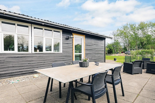 Foto van 7 Personen vakantie huis in Hadsund - Vakantiehuis in Hadsund - Outdoor