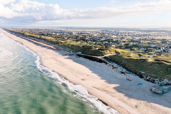 Foto van Gezellig toevluchtsoord in Sondervig - Vakantiehuis in Ringkøbing - Outdoor